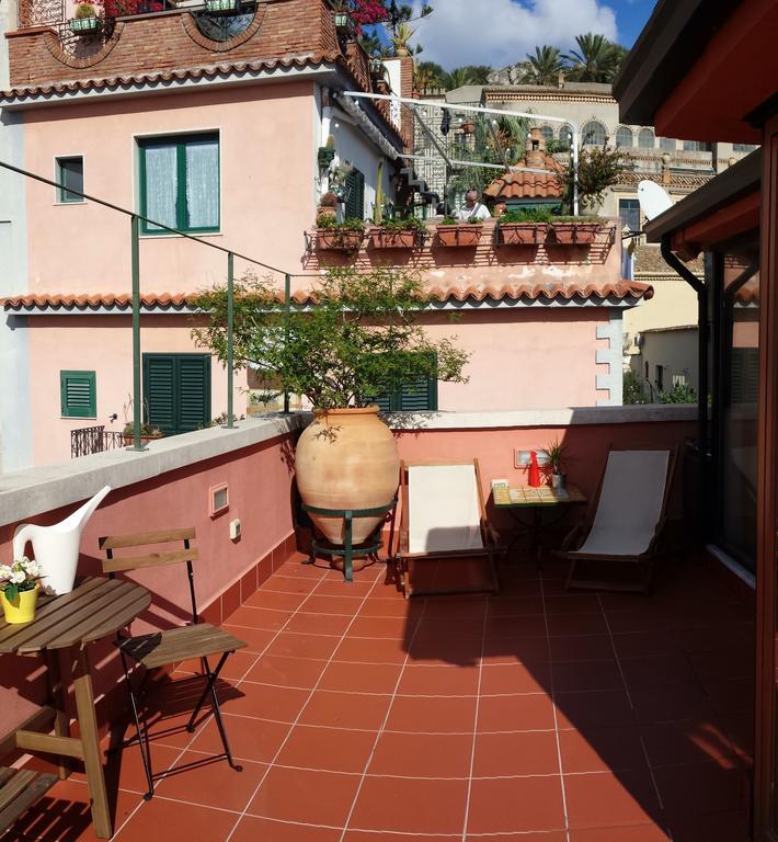 Il Gelsomino Taormina Center Apartment Cameră foto